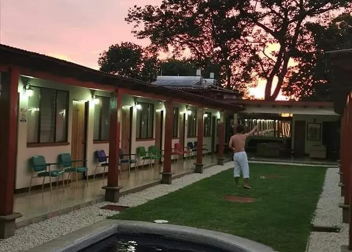 Hotel La Siesta *